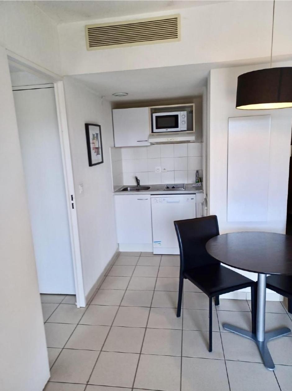 Nemea Appart Hotel Green Side Biot Sophia Antipolis Экстерьер фото